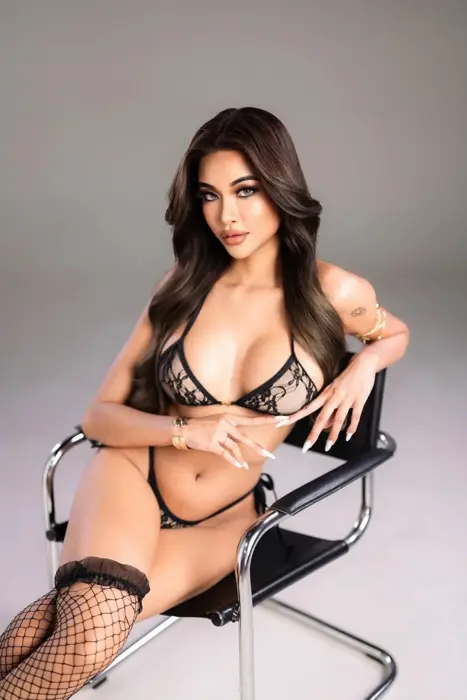 Escort Tamara Feasts and Events
