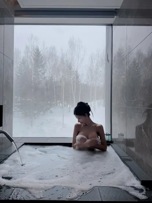 Escort Clara Traditional massage