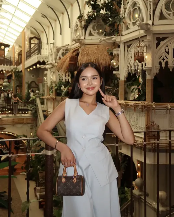 Escort Coco Travel