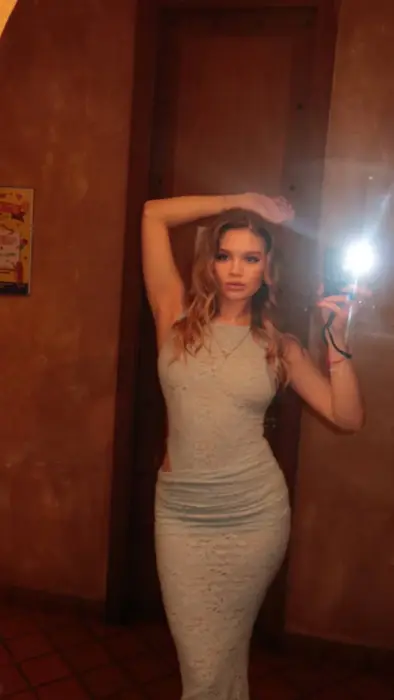Escort Maria Travel