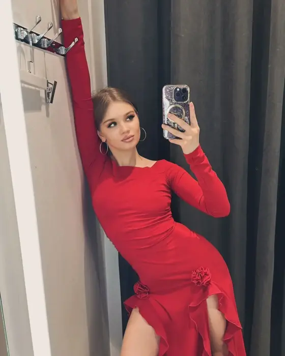 Escort Maria Travel