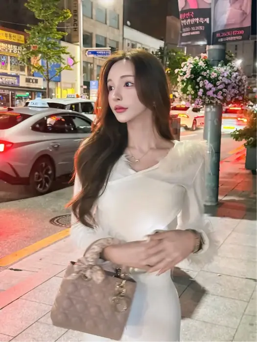Escort Naeunkorea Oral sex with condom