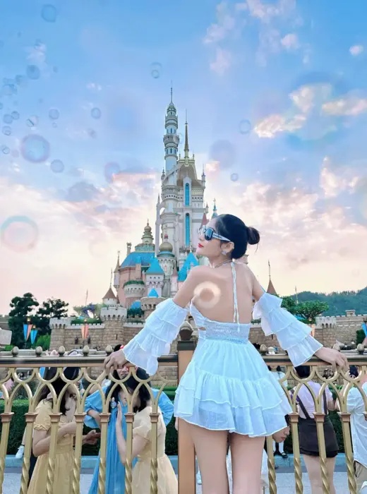 Escort Alice Travel