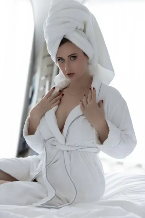 เอสคอร์ต Alison Australian Dominatrix กทม 