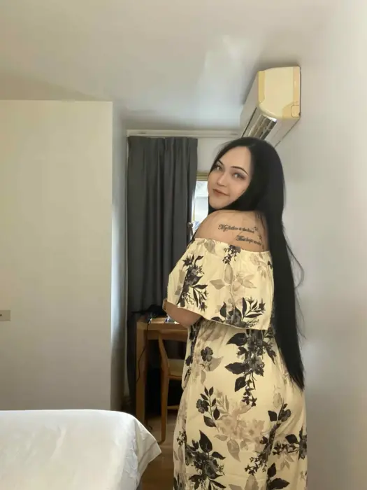 Escort Beno Masturbating