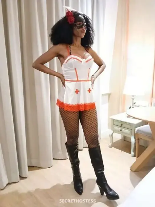 Escort African Mistress Trampling