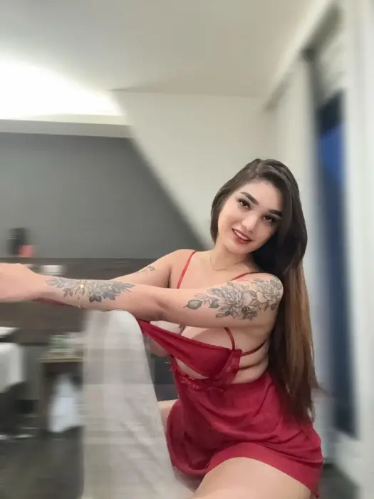 Escort Melinda Anal sex with condom