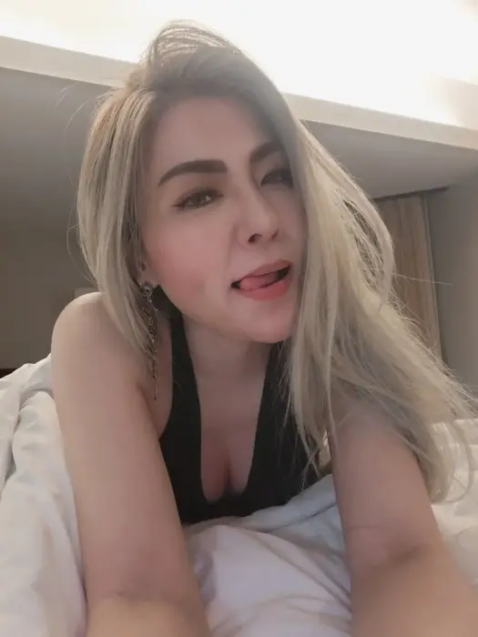 Escort Mome Oral sex with condom