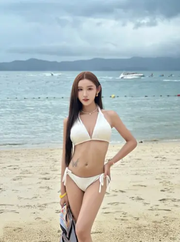 Escort Model Emmilie Rose  BKK