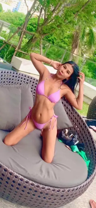 Escort Nari Facefuck