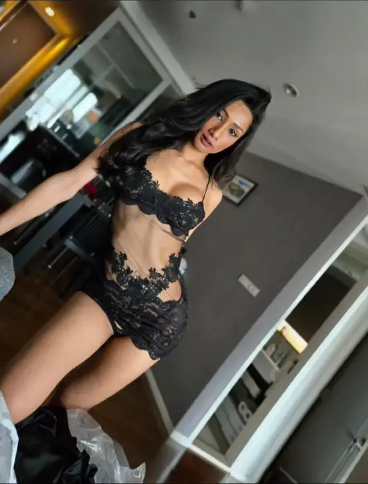 Escort Cindy2025 Kiss me in the mouth