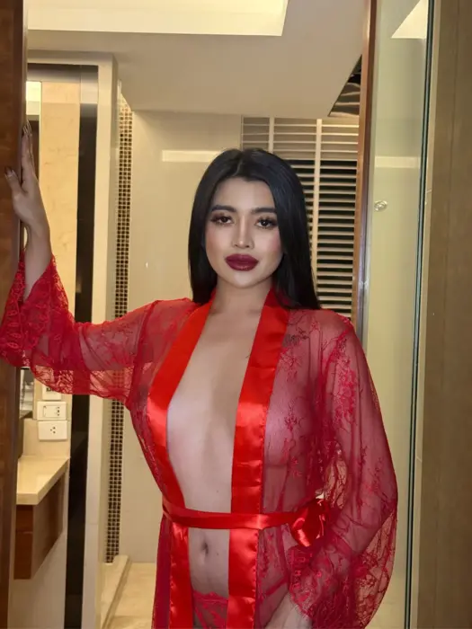 Escort Hard mistress for gang bang He uses erotic accessories
