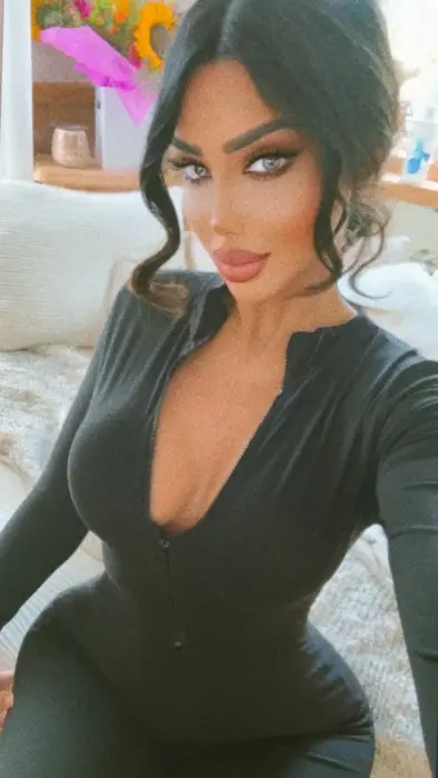 Escort Huda Traditional massage