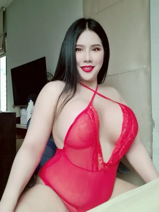 Escort Patty Greek kiss