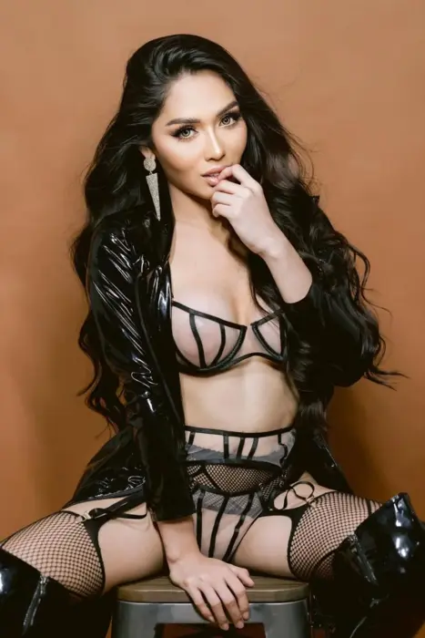 Escort Dream NaughtyTS Breeder Dominance