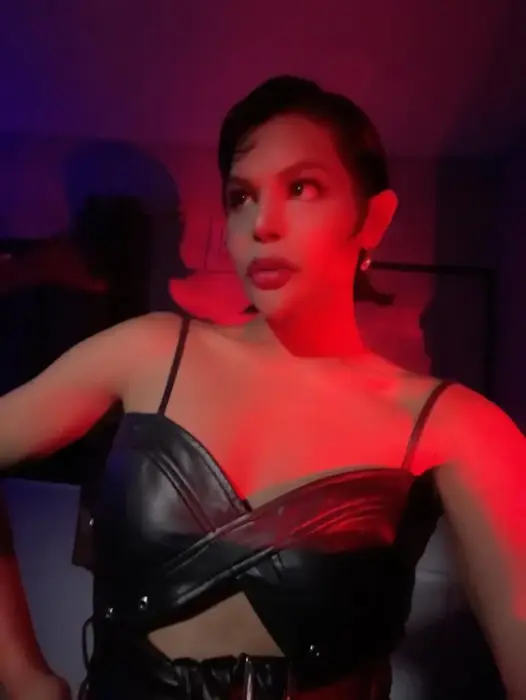 Escort Kira BDSM