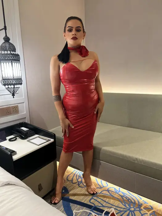 Escort Mistress Adriana for party and play Kiss me in the mouth
