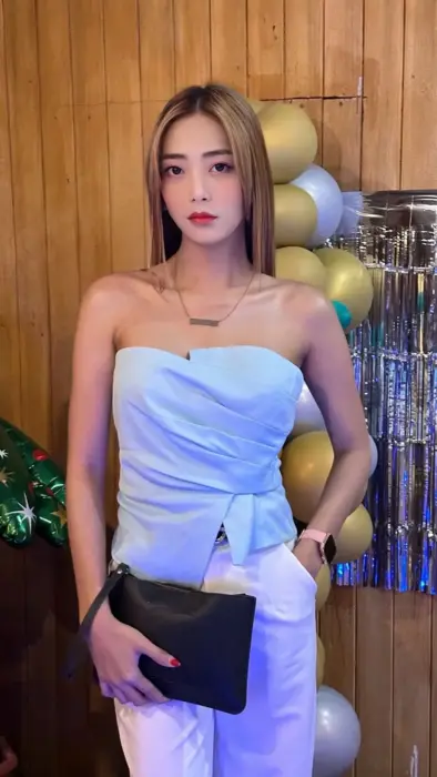 Escort KoreanFilipina Group sex