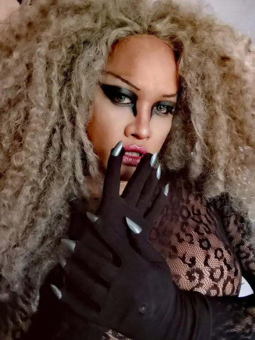 Escort The Thermodynamics of Trans Sensuality Feasts and Events