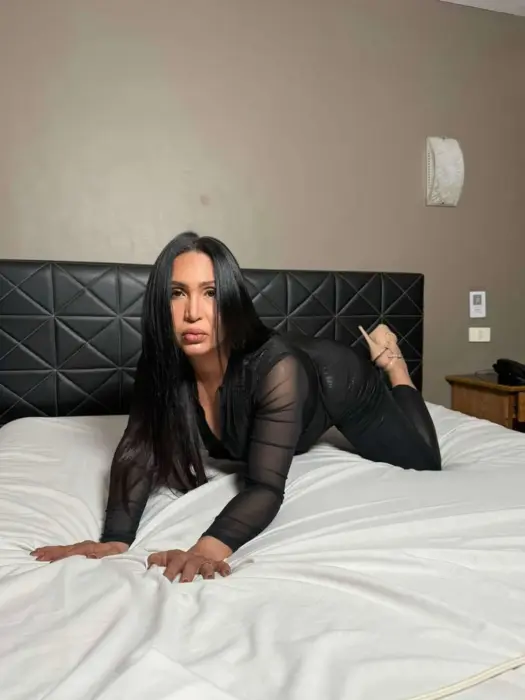 Escort Mistress Erica Virtual sex