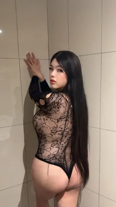 Escort Mistress Mayumi Lots Of To Explode Couples