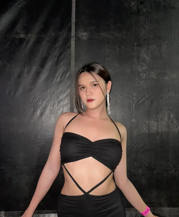 Escort Navybabe 