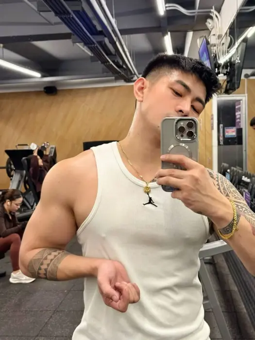 Escort AsianStudVIP Travel