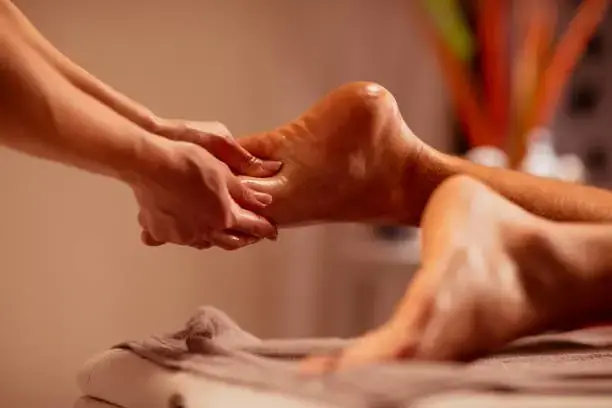 Escort Go for real fun and erotic Massage by tantric massage