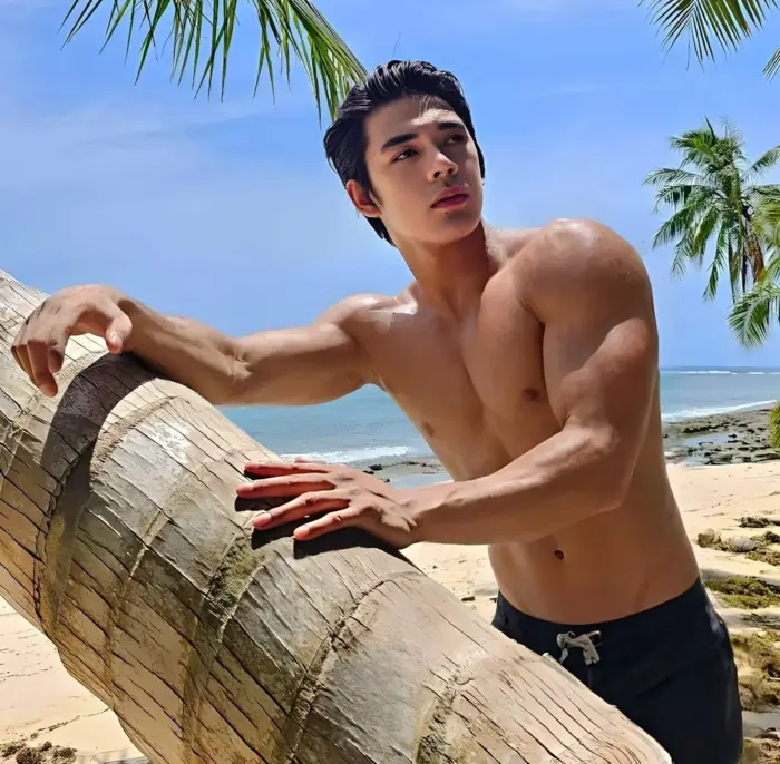 Escort Luxurious Man Traditional massage