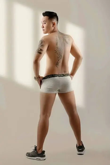 Escort Boy Traditional massage