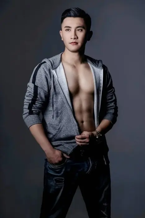 Escort Boy Traditional massage