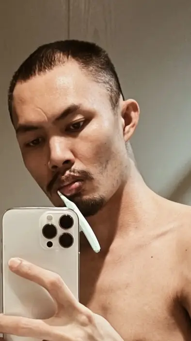Escort Xander Traditional massage