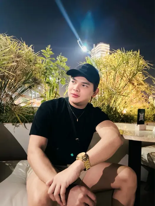 Escort Dominic Travel