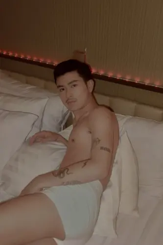 Escort Model Oliver Asian Mix Twink  BKK