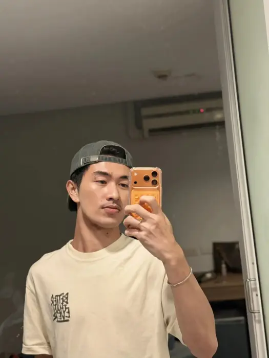 Escort Oliver Asian Mix Twink Traditional massage
