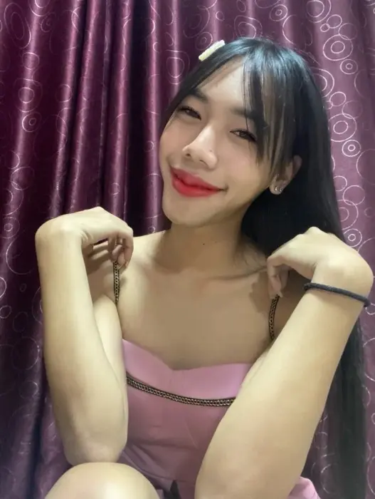 Escort Kie Nirada Travel