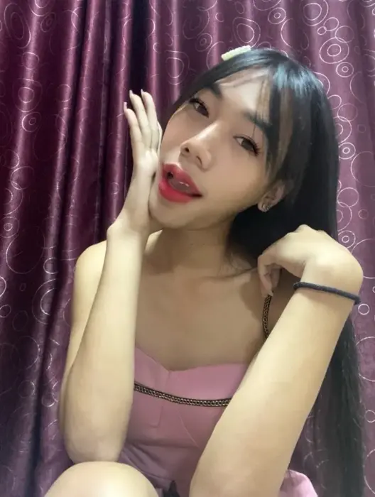 Escort Kie Nirada Travel